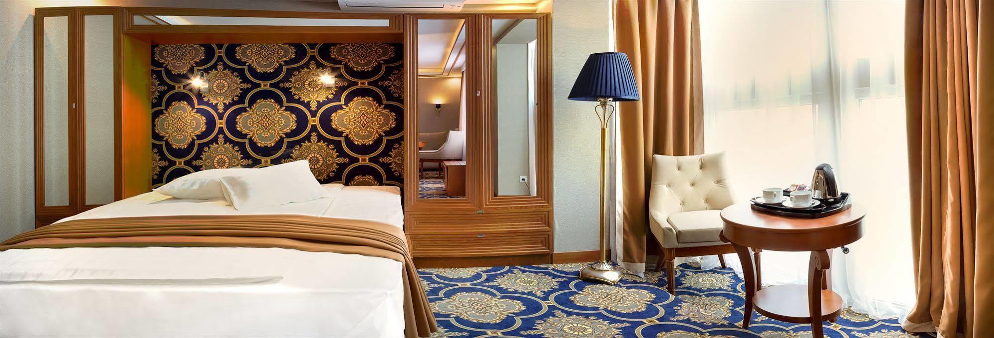 Hotel Central Nyíregyháza Eksteriør billede